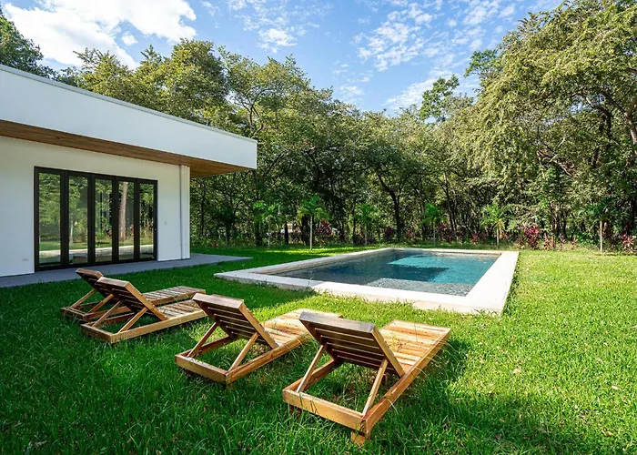 Casa Blanca - Catalina Cove 80 *